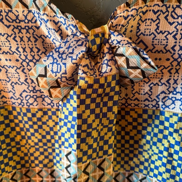 The Limited Sleeveless Bow Back Detail Tank Blouse - Picture 6 of 6